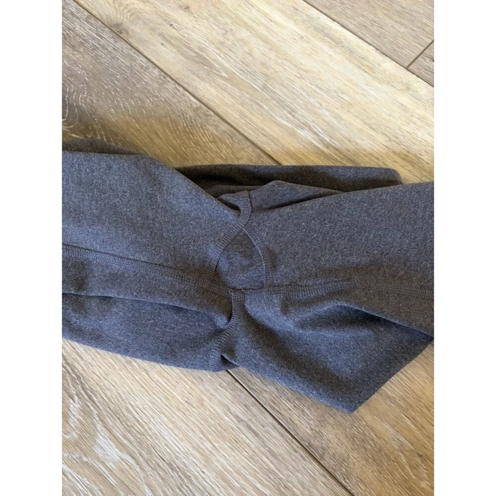 ALO Yoga Capri Leggings Size XS